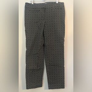 LOFT Marisa Fit Black & White Butterfly Print Straight Leg Ankle Pant Size 6